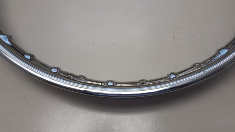 Moped rim / 17 Inch (1.5X17 / 38X433) / 36GTS / Italcerchio / UNI / Chromed /