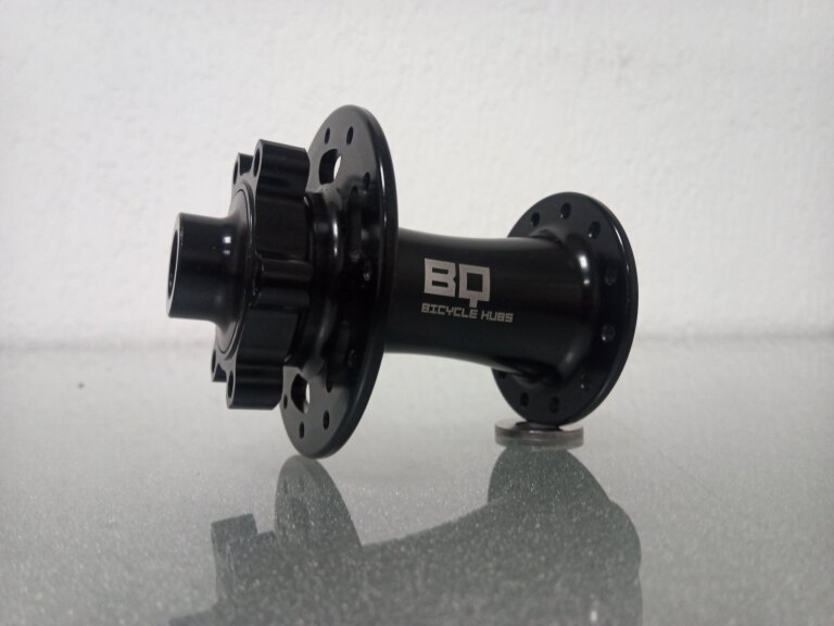 Vorderradnabe / 100 MM / Steckachse Ø 12 MM / Disc (6 Schrauben) / 24GTS / BQ / BQ-FH30506 / Schwarz / Race