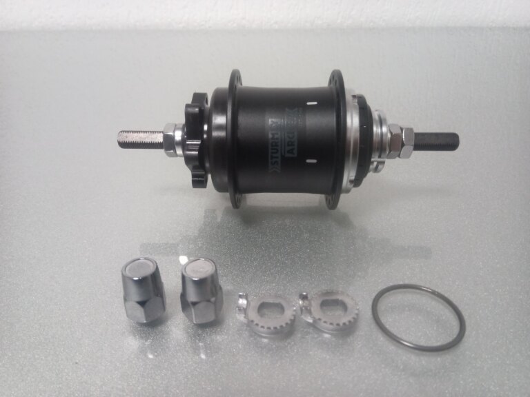 Rear hub / 135 MM / Fixed axle 185 MM / Disc (6 bolts) / 36GTS / Sturmey Archer / A2K / 2S Automatic / Black / City