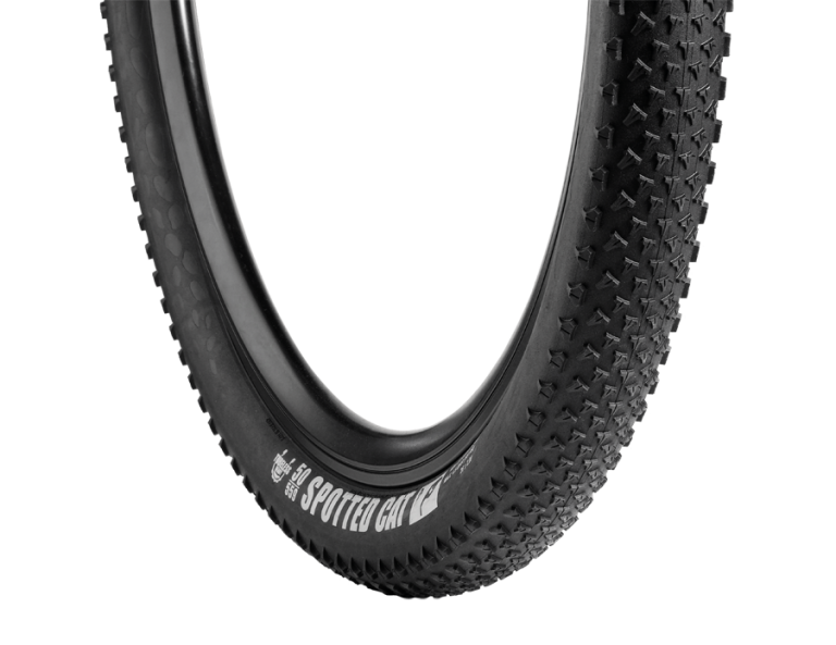 Buitenband / 29X2.00 Inch (ETRTO 50-622) / Vredestein / Spotted Cat Superlite / Zwart / Vouwband / MTB - XC Race 