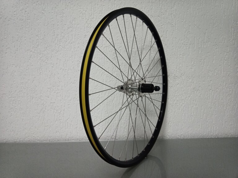 Achterwiel / 559X21C / Rigida - Ryde / Taurus / Zwart / Shimano / FH-C501 Nexave / HG Body 35 MM / 135 MM / Disc (6 bout) / MTB - Tour