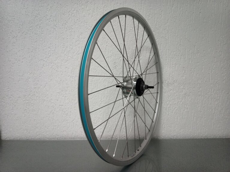 Achterwiel / 622X19C / Rigida - Ryde / Andra 10 / Zilver / Shimano / Nexus Inter 7 SG-C3001-7R / 7S / 127 MM / Rollerbrake of Velgrem / City