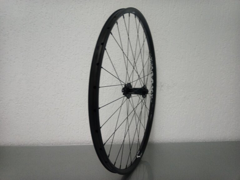 Front wheel / 622X25C / Rigida - Ryde / Trace 25mm / Black / Novatec / D791SB-B15 /  / 110 MM / Disc (6 bolts) / MTB