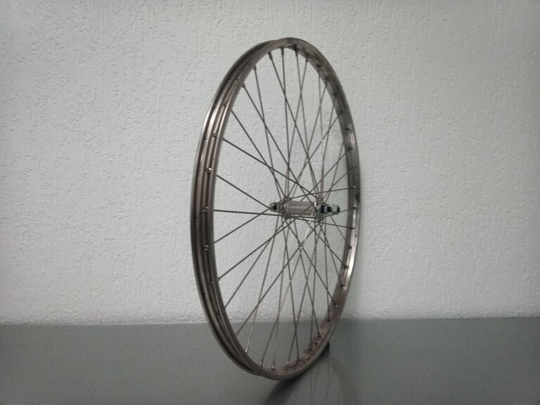 Front wheel / 559X22C / Van Schothorst / ST32 RVS / Silver / Union / Others /  / 100 MM / Coaster brake / City