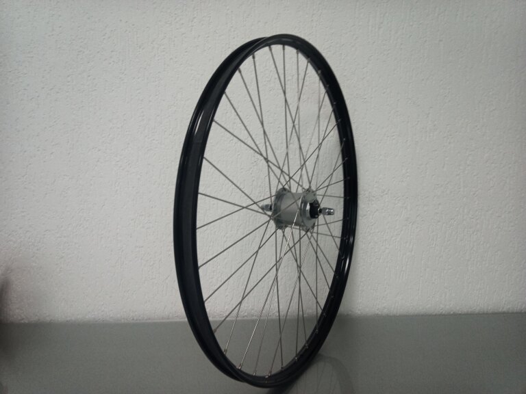 Roue avant / 635X25C / Rigida - Ryde / V38 / Noir / Shimano / DH-C3000-3N-NT 6V-3.0W Dynamo / / 100 MM / / City