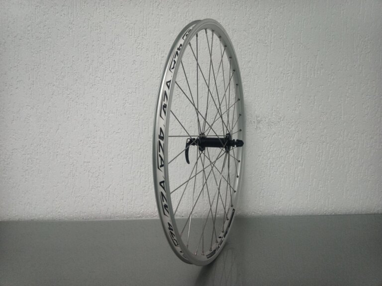 Roue avant / 559X19C / Rigida - Ryde / ZAC Pro / Argent / Shimano / HB-T4000 Alivio / / 100 MM / Frein sur jante / VTT - Tour