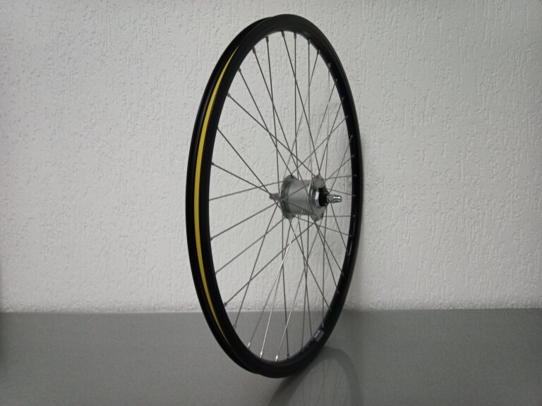 Front wheel / 622X19C / Rigida - Ryde / Andra 10 / Black / Shimano / DH-C3000-3N-NT 6V-3.0W Dynamo /  / 100 MM / No brakes / City