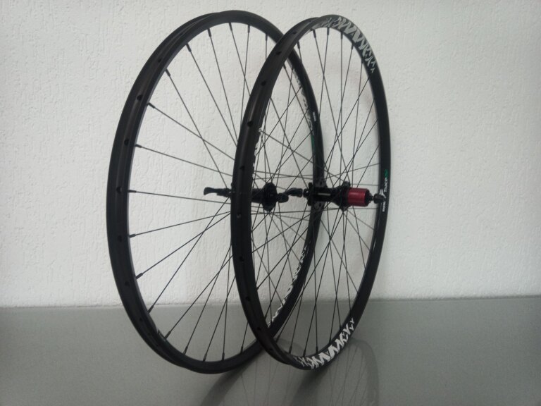 Wheelset / 622X25C / Rigida - Ryde / Trace 25mm / Black / Novatec / D792SB/A-AA-11S / HG Body 36,85 MM / 135 MM / Disc (6 bolts) / MTB