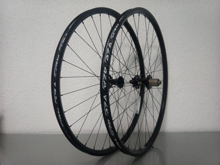 Wheelset / 622X21C / Rigida - Ryde / ZAC 421 / Black / Novatec / D462SB-A5A-B12 / HG Body 36,85 MM / 148 MM / Disc (6 bolts) / MTB