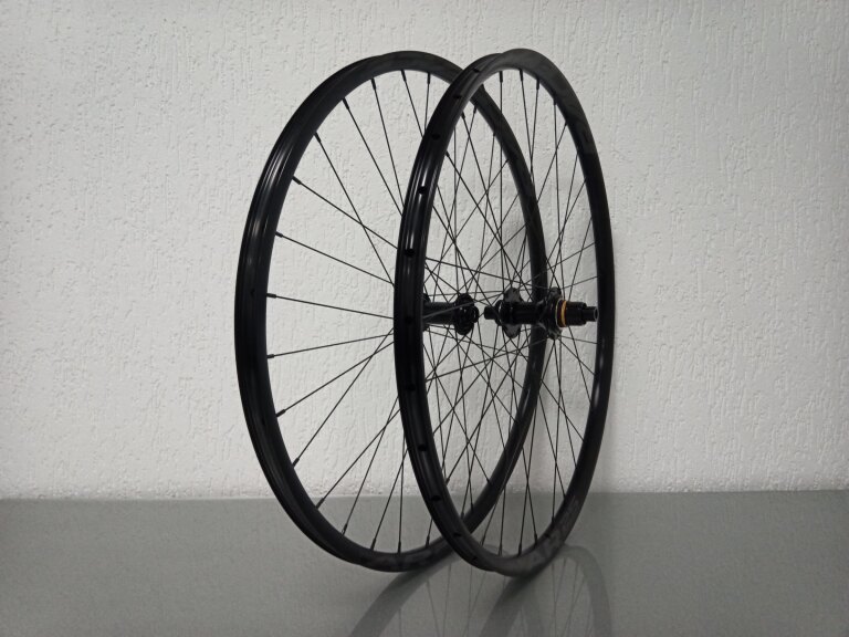 Wheelset / 622X25C / Race Face / AR Offset 25 / Black / BQ / BQ-RH30019 / SRAM XD(R) 11S/12S / 148 MM / Disc (Centerlock) / MTB