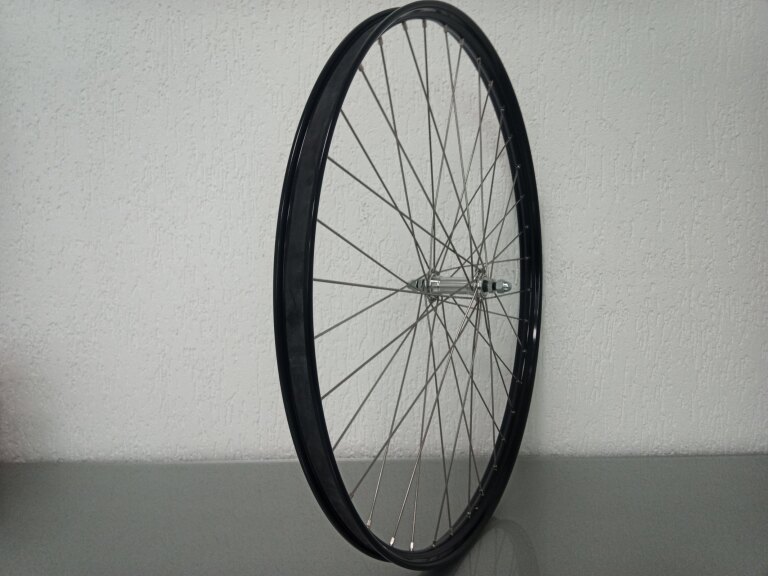 Roue avant / 635X25C / Rigida - Ryde / V38 / Noir / Union / UNI / / 100 MM / / City