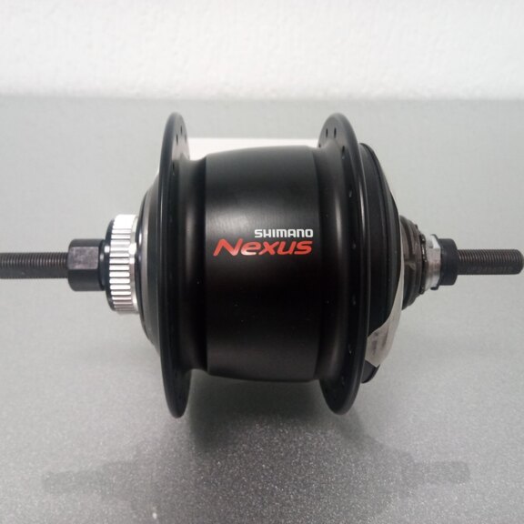 Achternaaf / 135 MM / Vaste as 187 MM / Disc (Centerlock) / 36GTS / Shimano / Nexus Inter 8 SG-C6001-8D / 8S / Zwart / City 