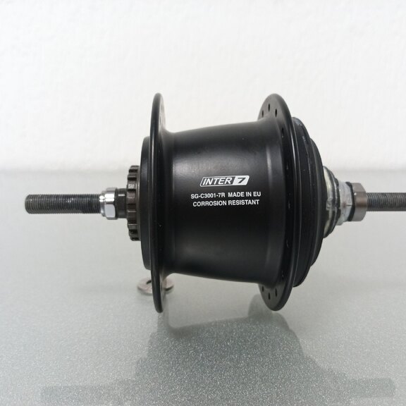 Rear hub / 132 MM / Fixed axle 180 MM / Rollerbrake or Rim brake / 36GTS / Shimano / Nexus Inter 7 SG-C3001-7R / 7S / Black / City 