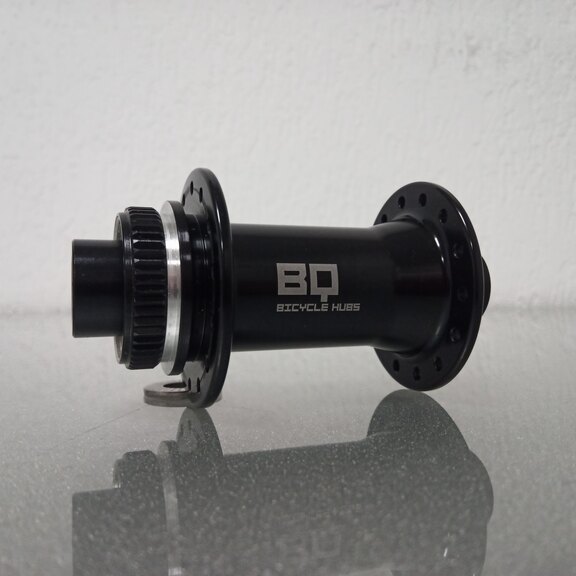 Vorderradnabe / 100 MM / Steckachse Ø 15 MM / Disc (Centerlock) / 28GTS / BQ / BQ-FH30512 / Schwarz / MTB 