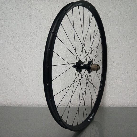 Rear wheel / 622X30C / Rigida - Ryde / Edge M 30 os / Black / Novatec / D462SB-A5A-B12 / HG Body 36,85 MM  / 148 MM / Disc (6 bolts) / MTB 