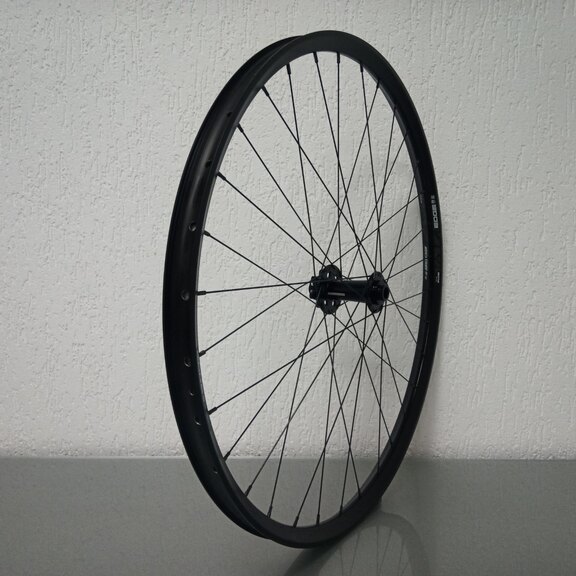 Voorwiel / 622X30C / Rigida - Ryde / Edge M 30 os / Zwart / Novatec / D791SB-B15 /  / 110 MM / Disc (6 bout) / MTB 