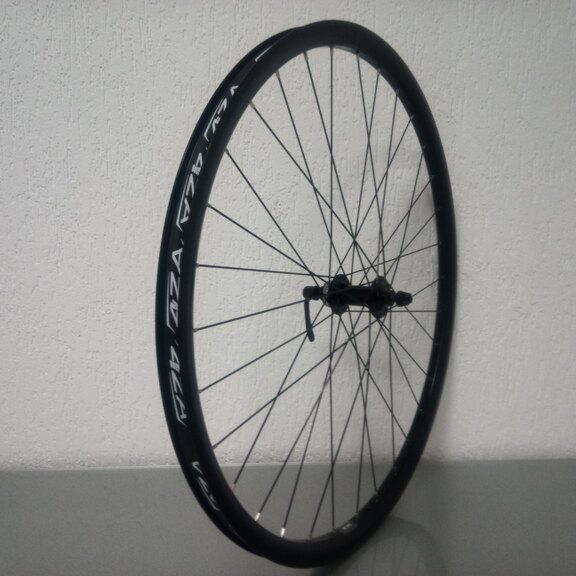 Roue avant / 622X25C / Rigida - Ryde / ZAC 25 / Noir / Shimano / HB-RM65 / / 100 MM / Disc (Centerlock) / VTT 