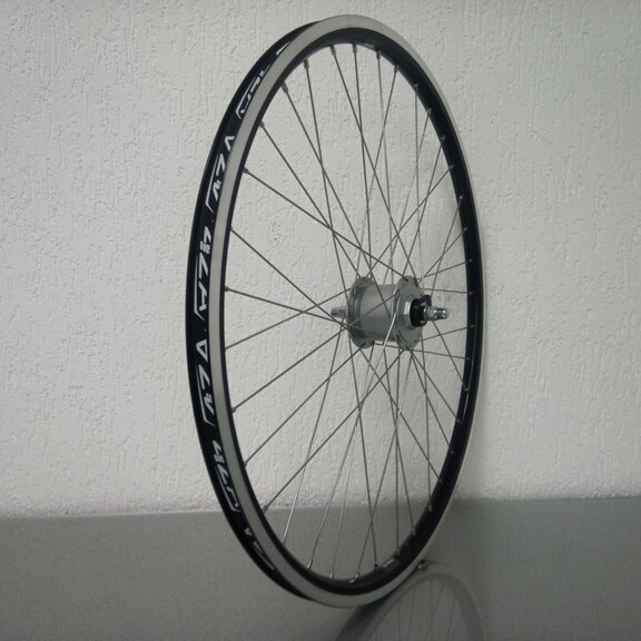 Vorderrad / 622X19C / Rigida - Ryde / Andra 10 / Schwarz / Shimano / DH-C3000-3N-NT 6V-3.0W Dynamo /  / 100 MM / Felgenbremse / City 