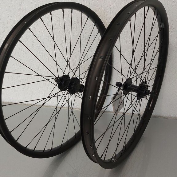 Wheelset / 584X35C / Rigida - Ryde / Rival 35 / Black / Shimano / FH-M525A Deore & HB-M475 Deore / HG Body 35 MM  / 135 MM / Disc (6 bolts) / MTB 