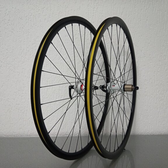 Paire de roues / 622X16C / Rigida - Ryde / DP16 Disc / Noir / Novatec / D792SB/A-AA-11S / HG Body 36,85 MM / 135 MM / Disc (6 boulons) / Race 