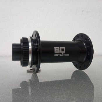 Vorderradnabe / 110 MM / Steckachse Ø 15 MM / Disc (Centerlock) / 32GTS / BQ / BQ-FH30516 / Schwarz / MTB