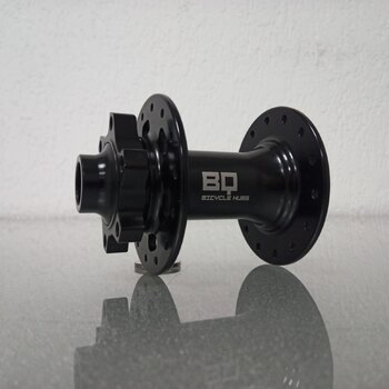 Front hub / 100 MM / Thru axle Ø 15 MM / Disc (6 bolts) / 28GTS / BQ / BQ-FH30509 / Black / MTB - Tour