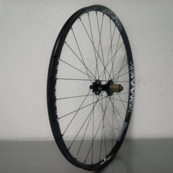 Hinterrad / 622X25C / Rigida - Ryde / Trace 25mm / Schwarz / Novatec / D462SB-A5A-B12 / HG Body 36,85 MM / 148 MM / Disc (6 Schrauben) / MTB