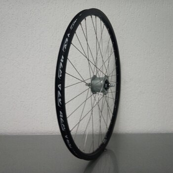 Voorwiel / 622X19C / Rigida - Ryde / Andra 10 / Zwart / Shimano / DH-C6000-3R-N 6V-3.0W Dynamo /  / 100 MM / Rollerbrake / City