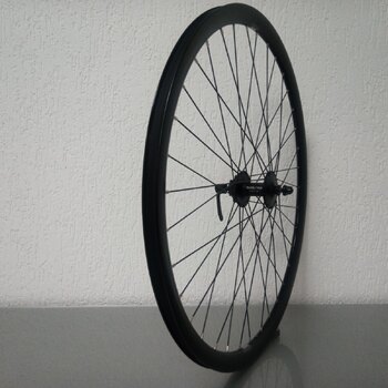 Roue avant / 622X19C / Rigida - Ryde / Dutch 19 / Noir / Shimano / HB-M475 Deore / / 100 MM / Disque (6 boulons) / Tour