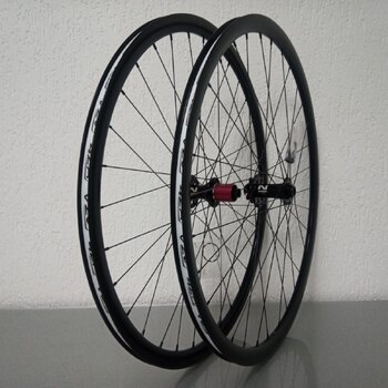 Paire de roues / 622X16C / Rigida - Ryde / DP16 Disc / Noir / Novatec / D792SB/A-A 4A / HG Body 36,85 MM / 142 MM / Disc (6 boulons) / Race